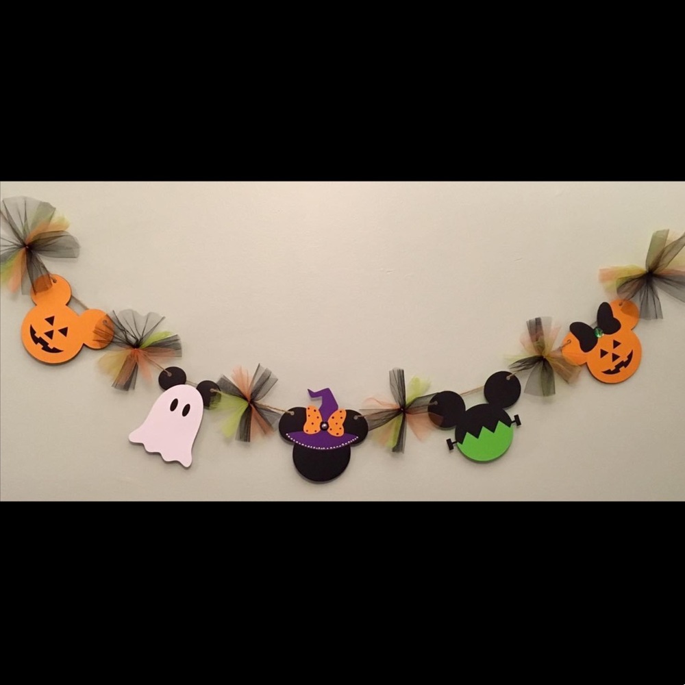 Mickey and Minnie Disney Halloween Banner